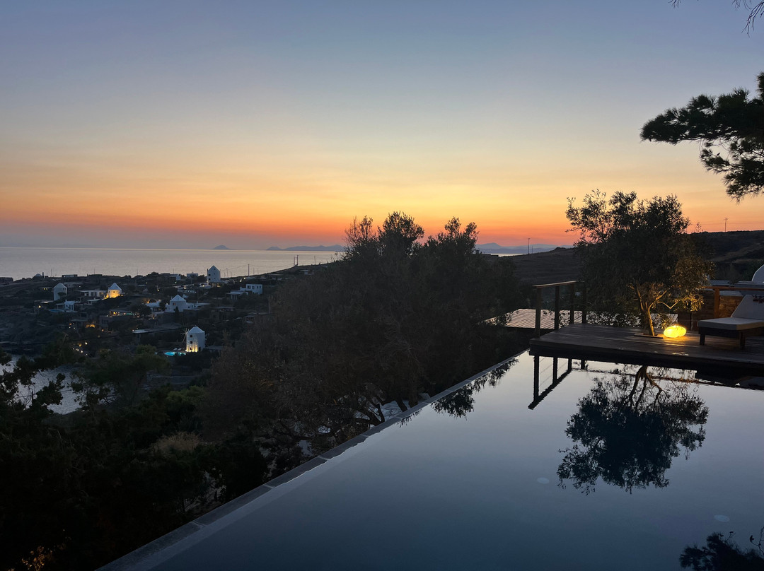 Zen Blue Mills in Kea - Red Suite主图