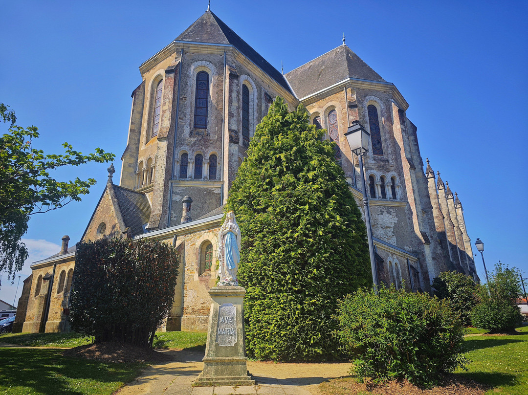 Eglise Saint Pierre-Saint-Pere-en-Retz必去景点