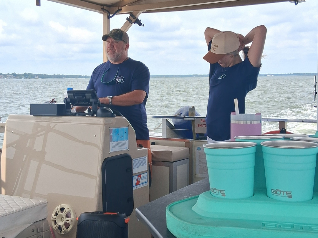 Charleston Party Cat Boat Charters-查尔斯顿必去景点
