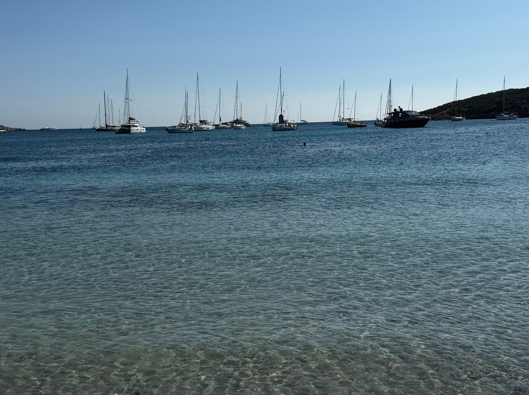 Spiaggia I Due Mari-拉马达莱娜必去景点