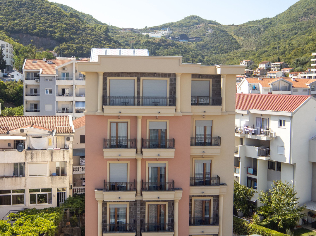 Lastva Grbaljska酒店住宿-Garni Hotel Vladimir