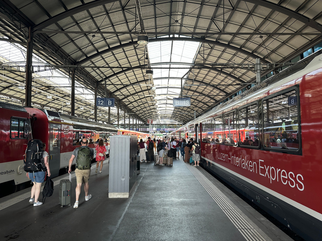 Lucerne Station-卢塞恩必去景点