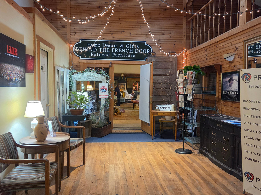Old Lumberyard Antiques