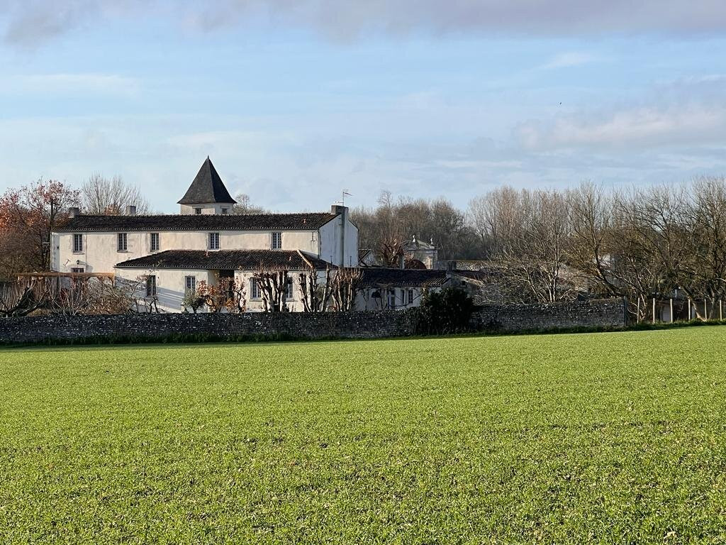 Château de Feusse-Saint-Just-Luzac必去景点