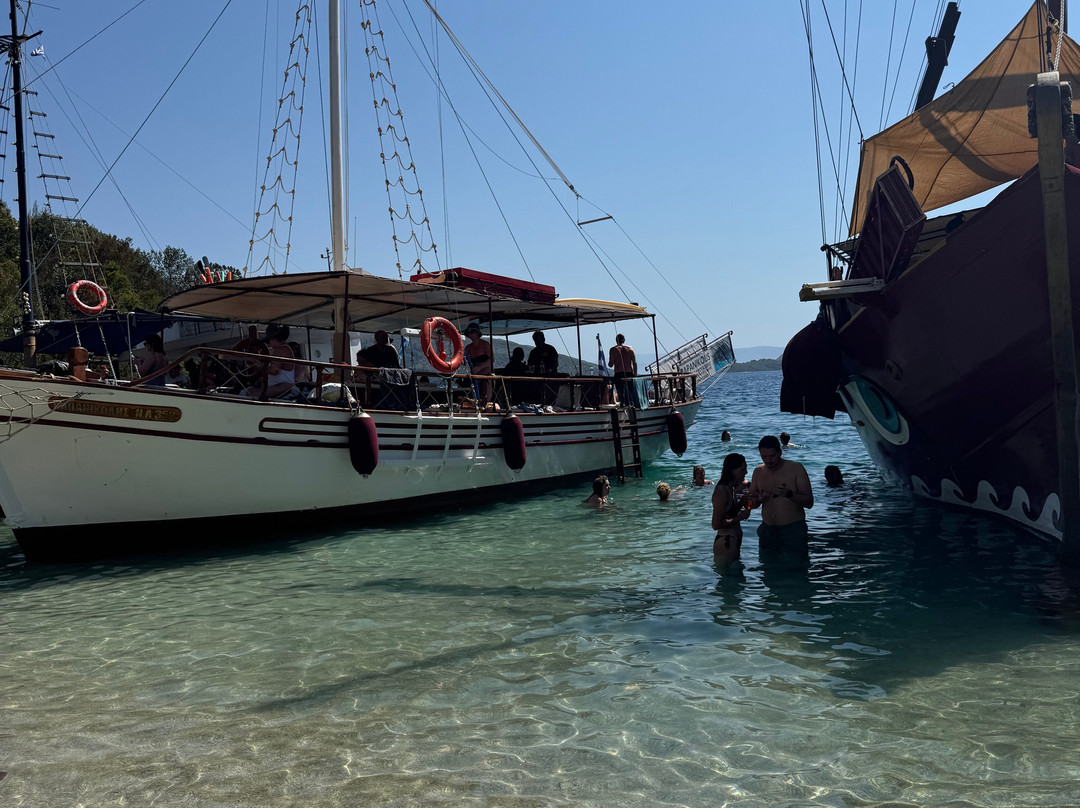 Marilena daily cruises Lefkada-Nidri必去景点
