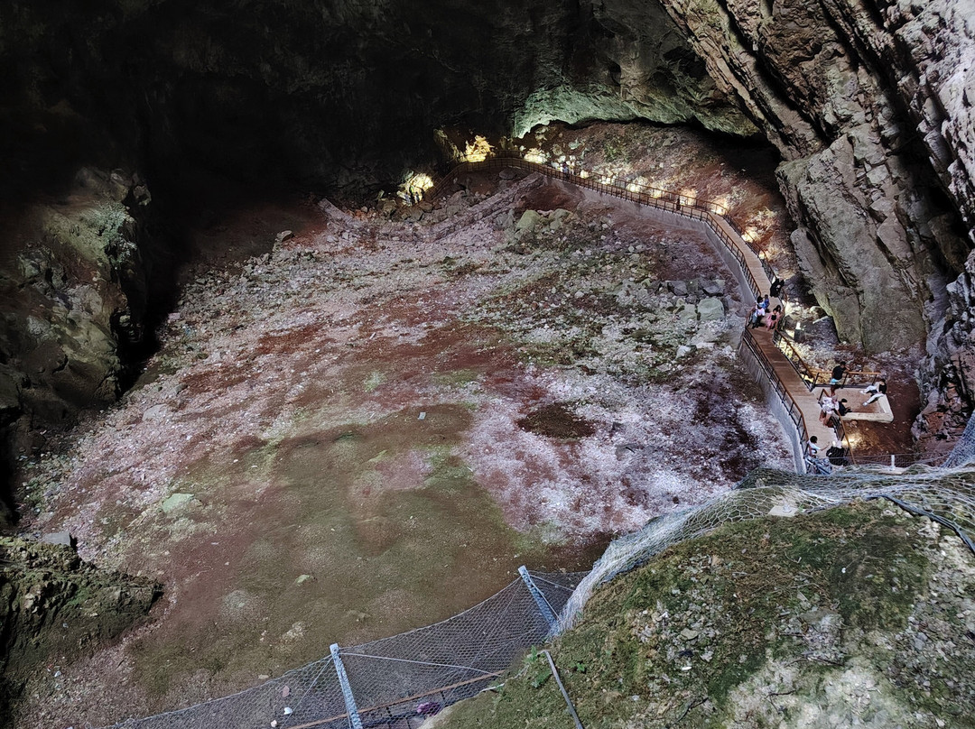 Friouato Caves-Taza必去景点