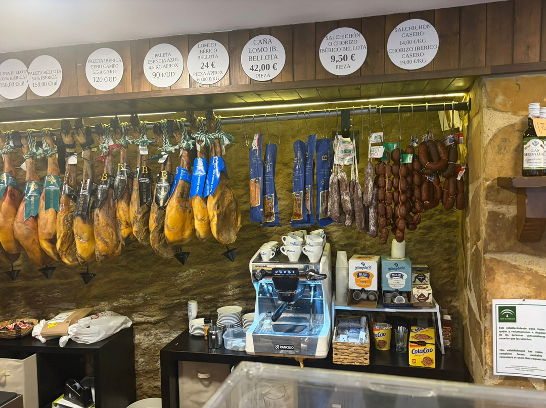 La Cueva Del Ibérico-Setenil de las Bodegas必去景点