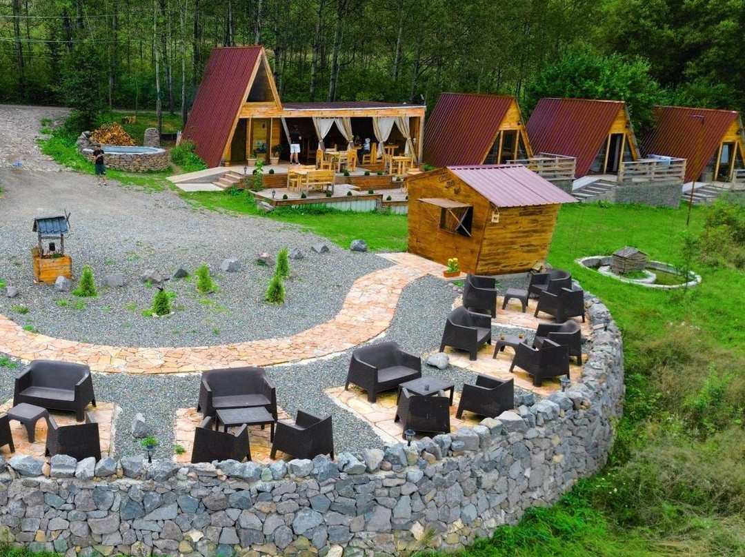 Shahunts Resort