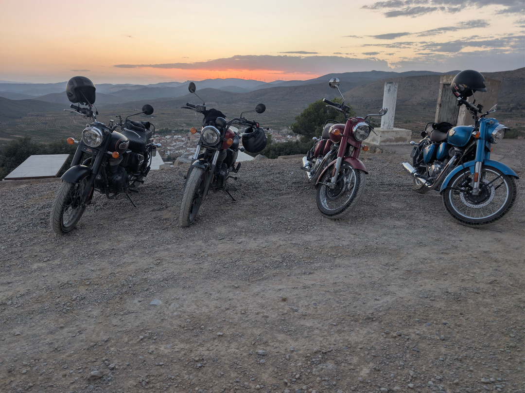 Classic Motorcycle Journeys-Chulilla必去景点