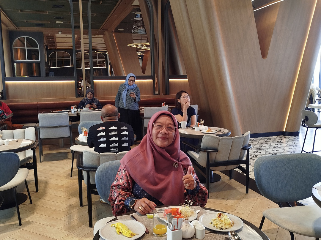 Harris Hotel & Convention Serpong