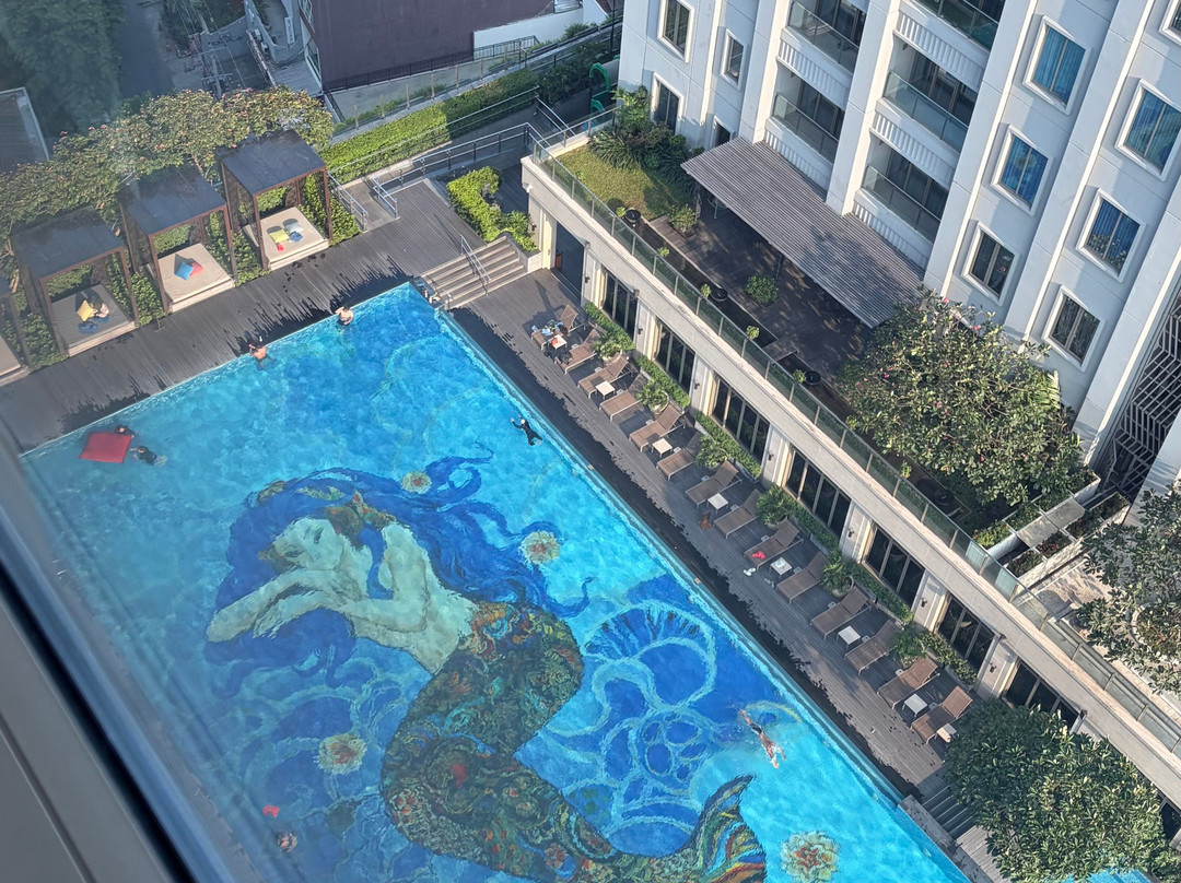 三宝垄特雷姆酒店主图