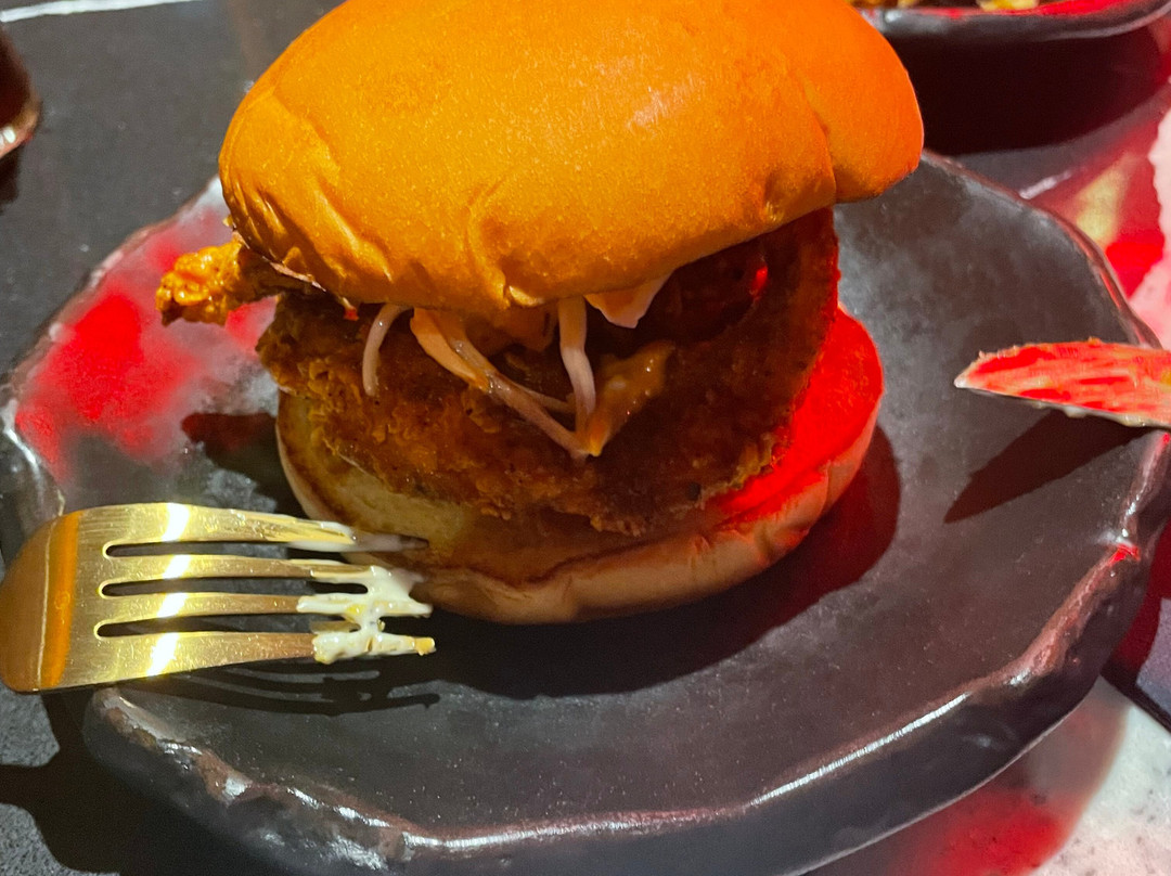洞穴酒店高尔夫度假村主图