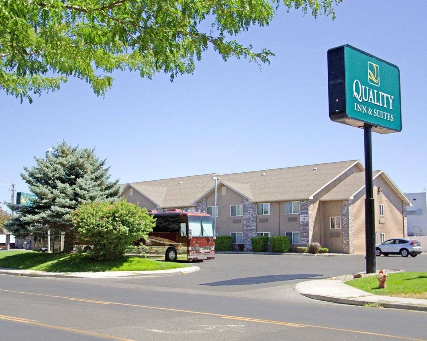 Quality Inn & Suites-官方