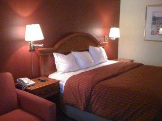 Country Hearth Inn & Suites Gainesville