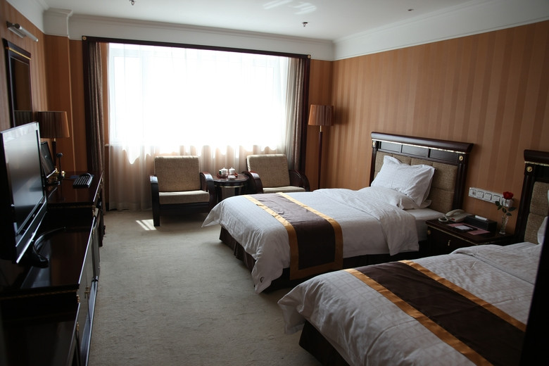 四子王旗酒店住宿-呼和浩特三和连锁酒店呼伦北路店