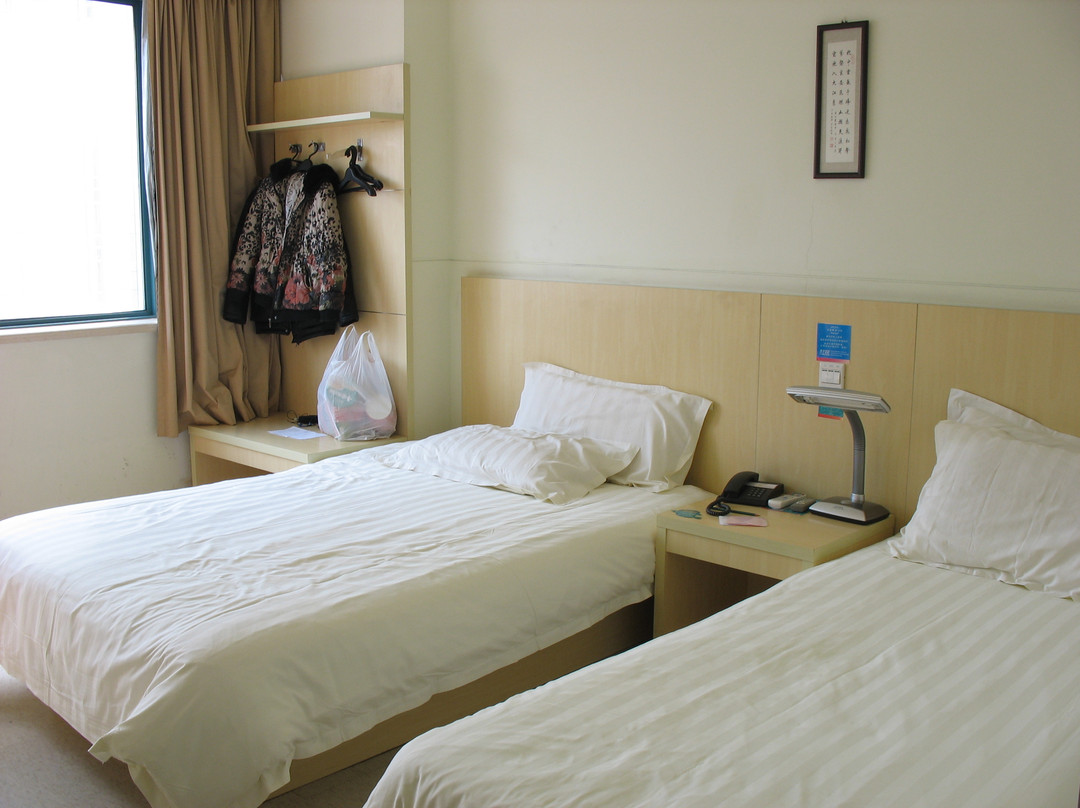 雷迪森世嘉酒店（杭州西湖文化广场地铁站店）主图