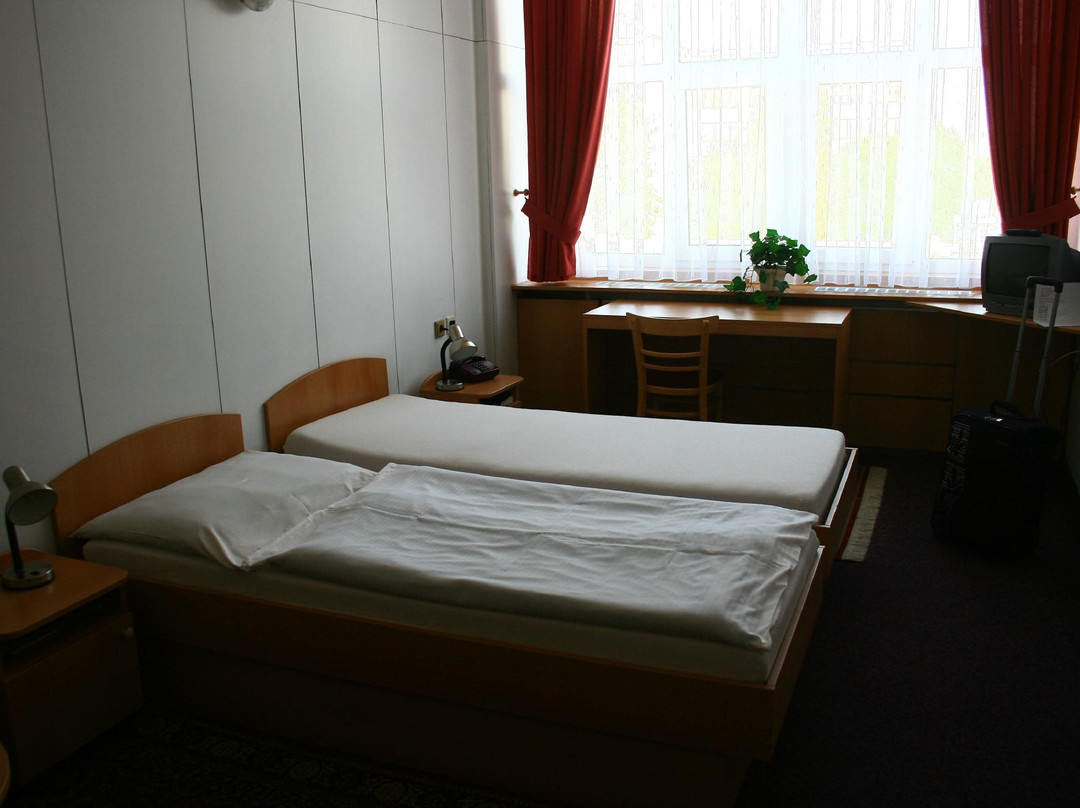 兹林酒店住宿-Hotel Garni Zlin