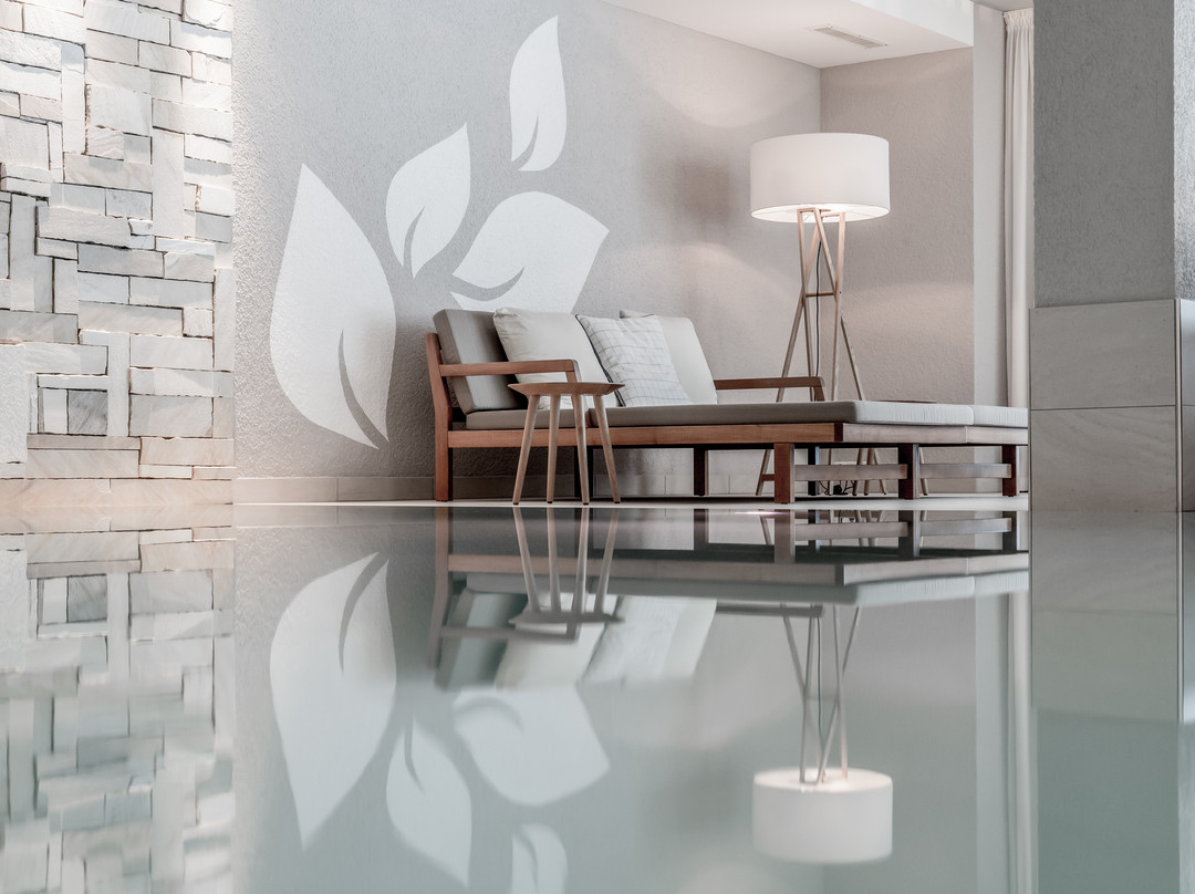 See酒店住宿-Hotel Weisses Lamm