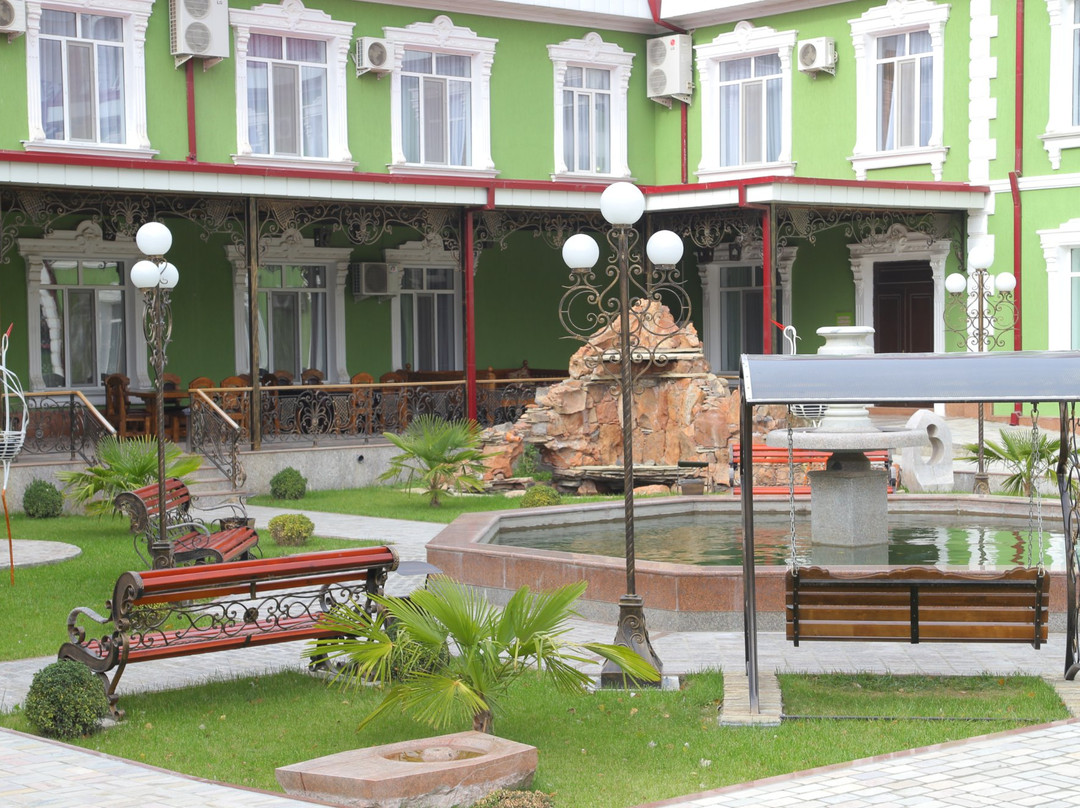 Sipehr Hotel