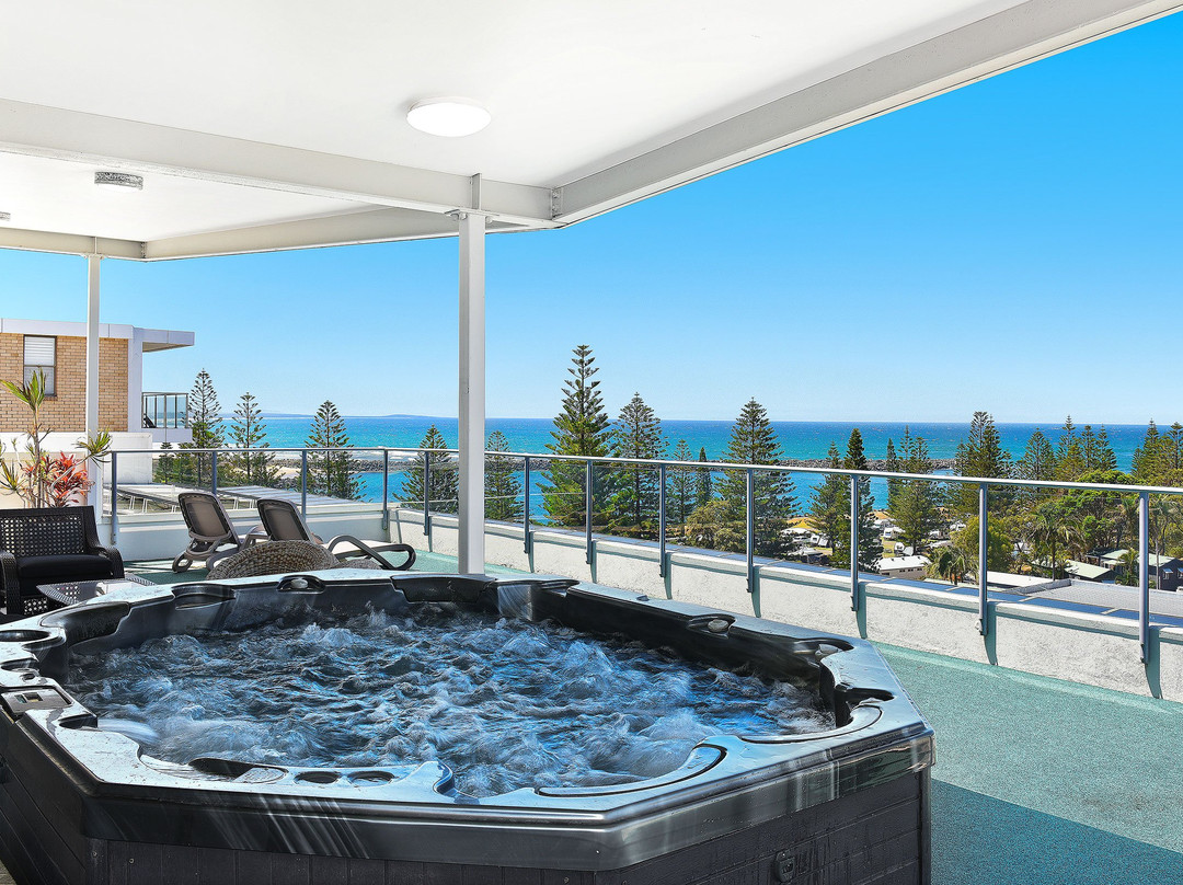 Macquarie Waters Hotel & Apartments