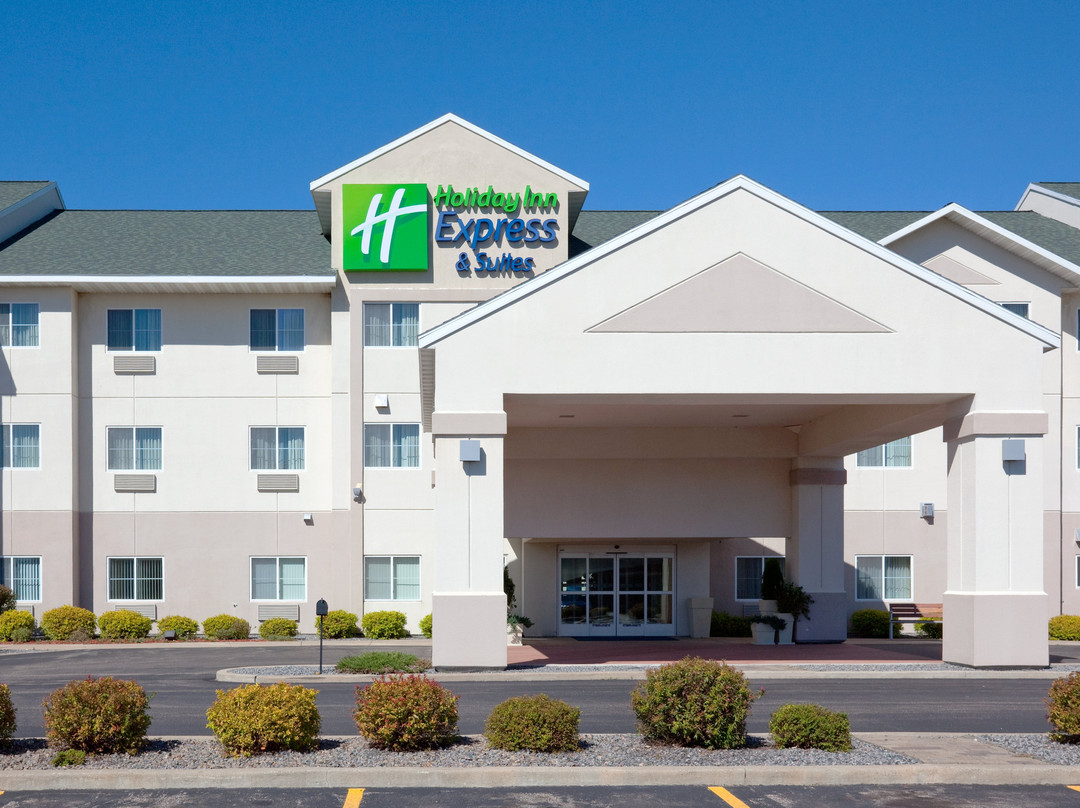 Holiday Inn Express & Suites Stevens Point By IHG主图