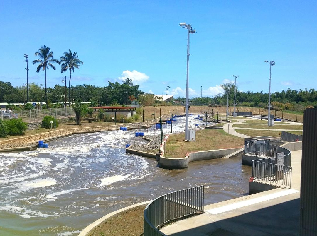 Stade en Eaux Vives景点图片