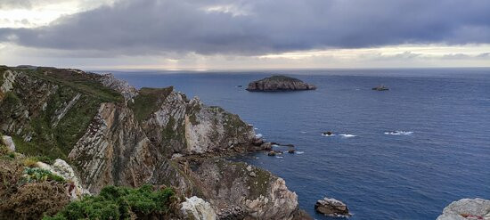 Faro de Cabo Penas景点图片