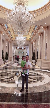 澳门巴黎人酒店主图