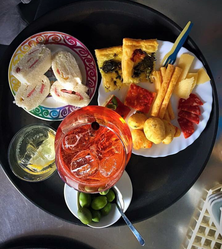 Scario餐馆和美食-Bar Mose'