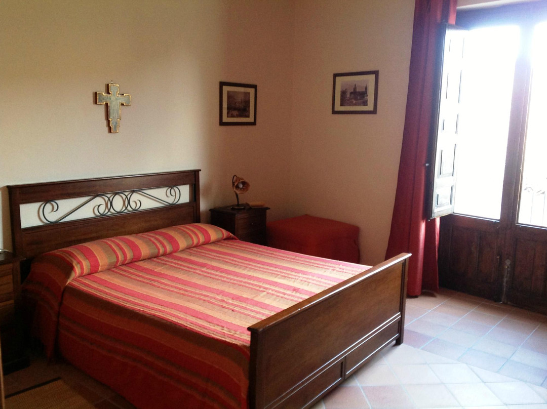 Casa Albergo L'azalea