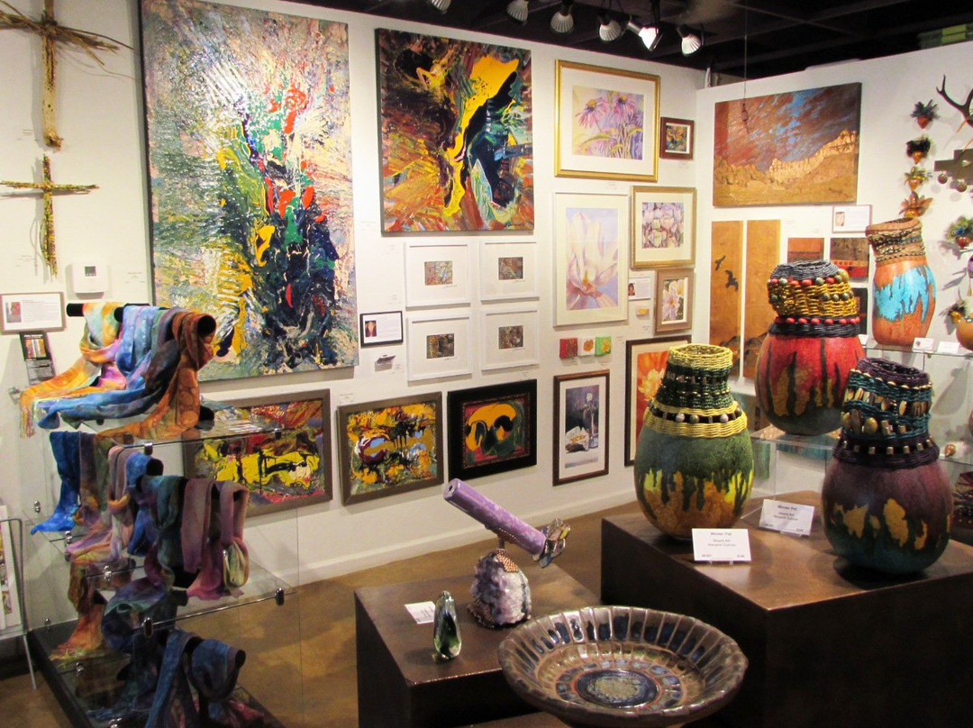Fountain Hills旅游景点-Fountain Hills Artists' Gallery