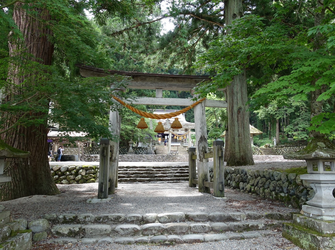 白川村旅游景点-Shirakawa Hachiman Shrine Festival Hall