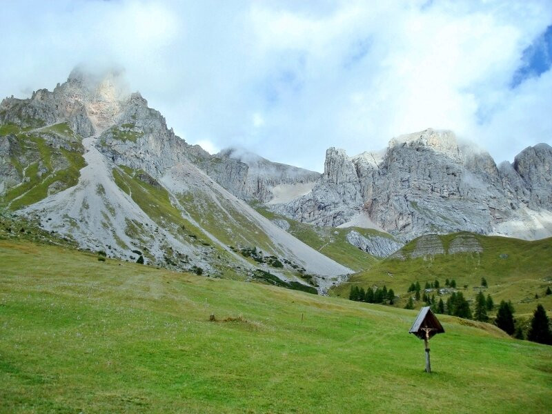 Sasso Di Valfredda景点图片