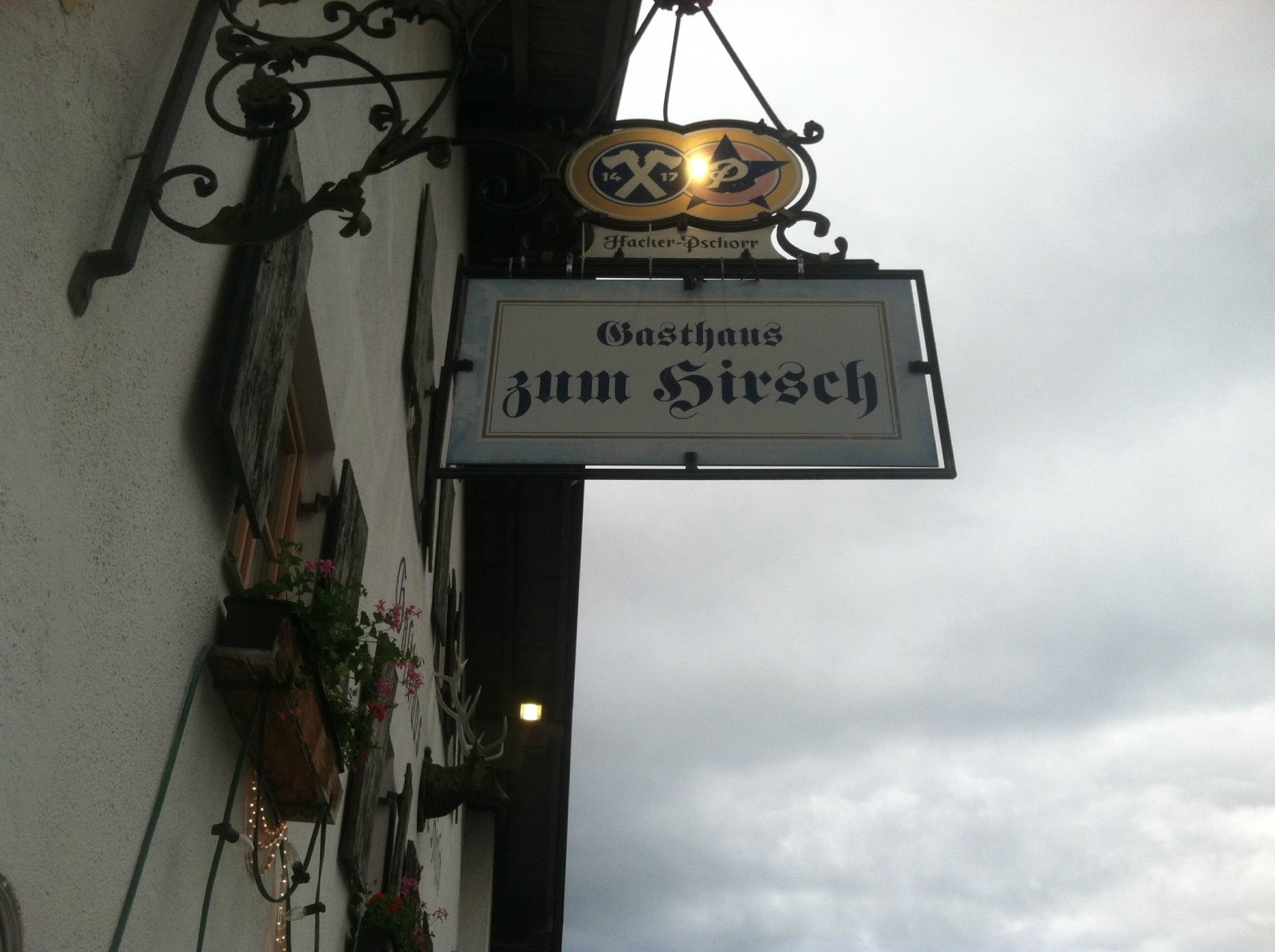 Flair Hotel Gasthof Zum Hirsch-餐饮