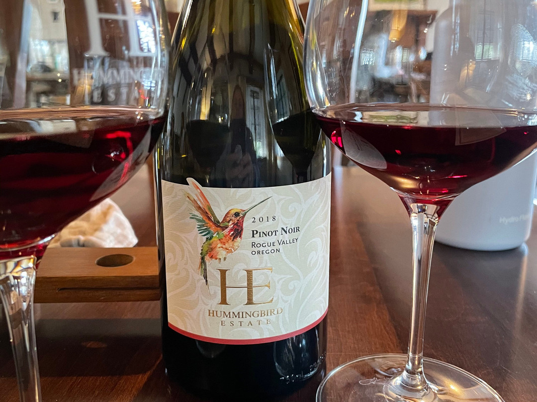 Hummingbird Estate主图