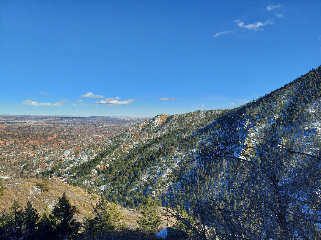Barr Trail to Pikes Peak-Manitou Springs必去景点