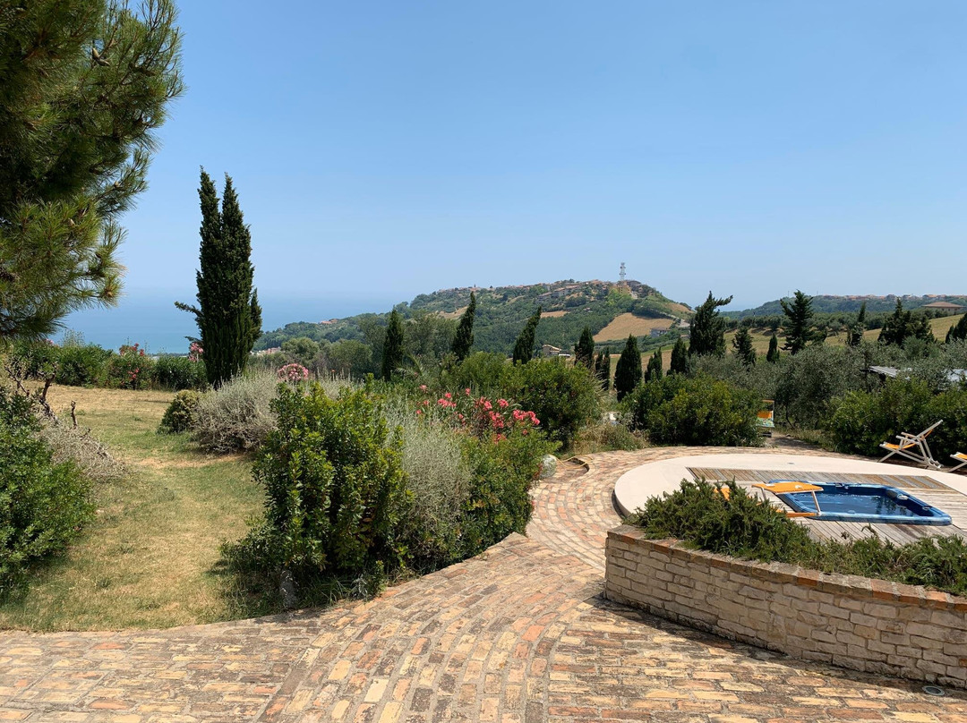 马奇纳农庄酒店主图