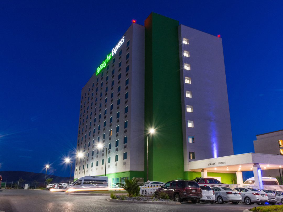 Holiday Inn Express Saltillo Zona Aeropuerto by IHG主图