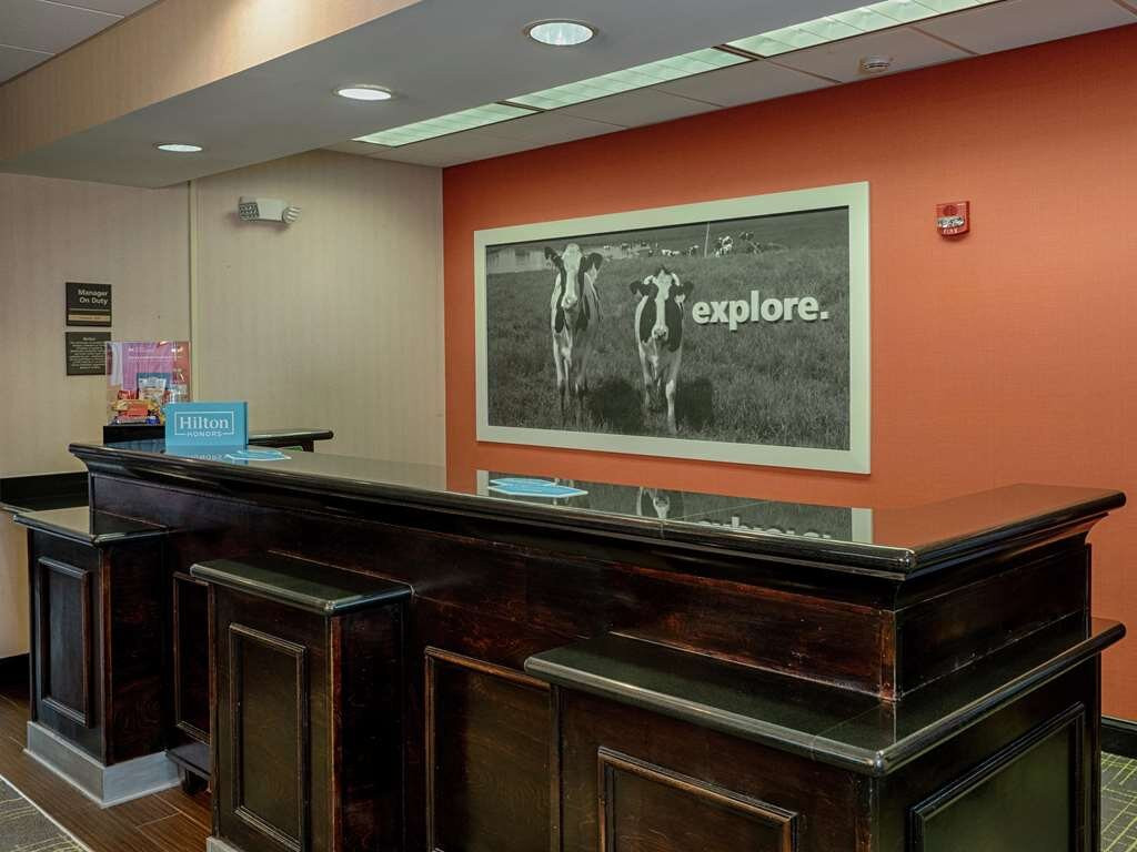 Hampton Inn By Hilton Spring Lake Fayetteville主图