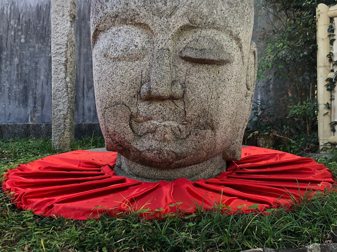 Kubijizo-宝冢市必去景点