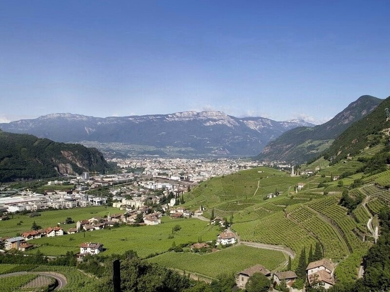 Alta Via Delle Dolomiti N. 10-Andriano必去景点