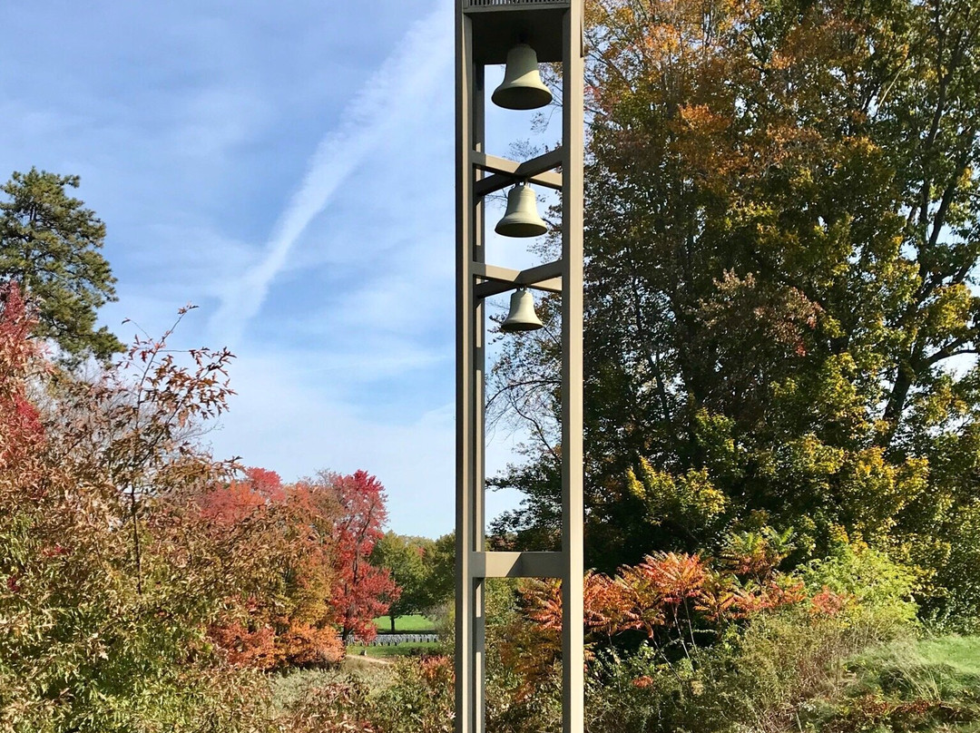 Massachusetts Veterans' Memorial Cemetery景点图片