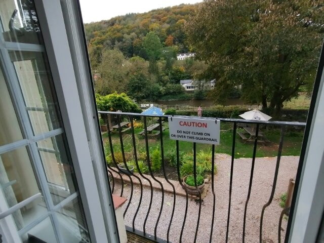 The Royal Lodge主图