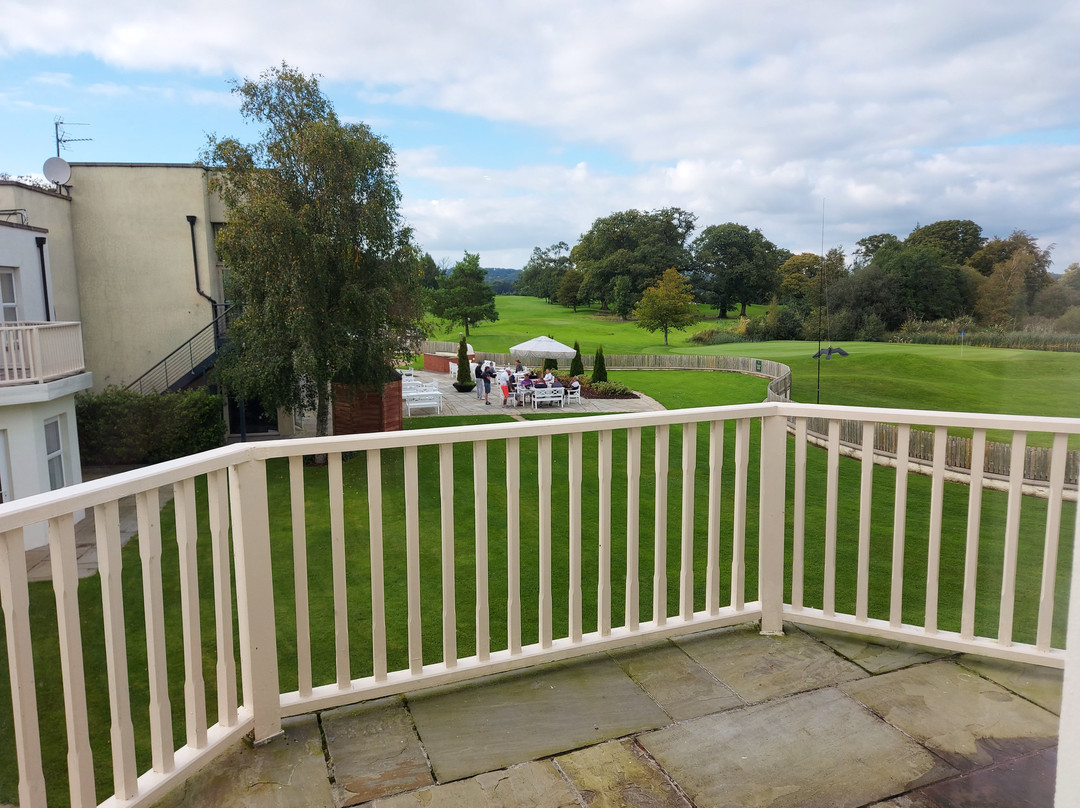 Tulfarris Hotel & Golf Resort主图
