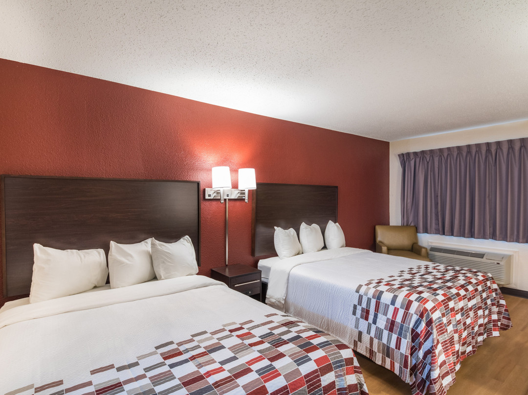 Red Roof Inn Temple主图