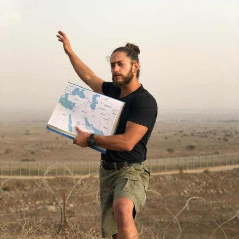 Gazelle - 4x4 Geopolitical Tours - Erez Zukerman