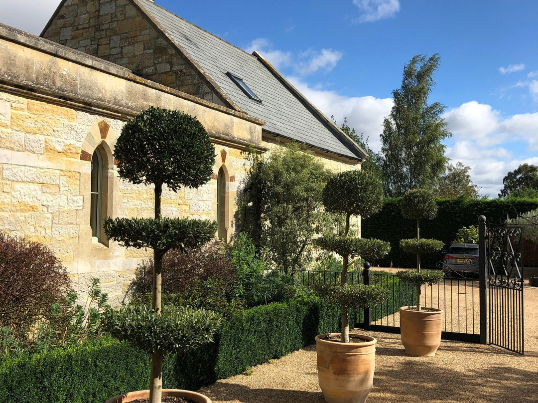 Capel Courtyard B&B主图