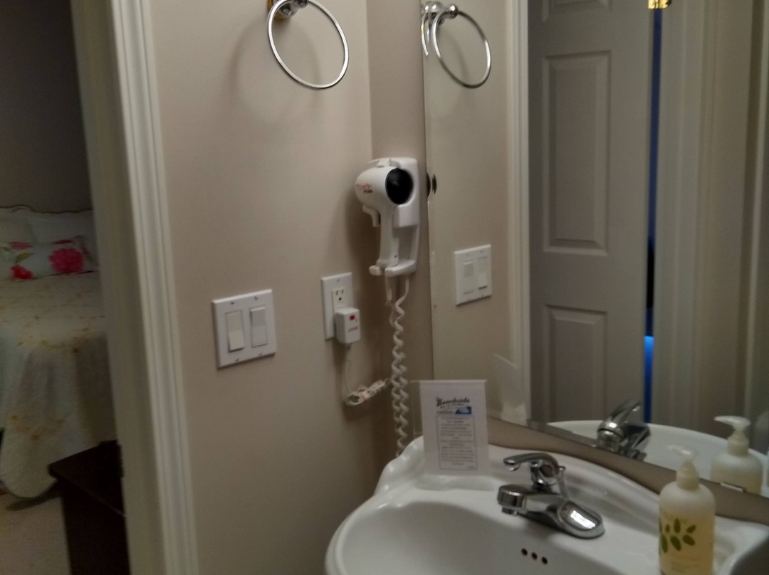 Beachside Bed & Breakfast主图