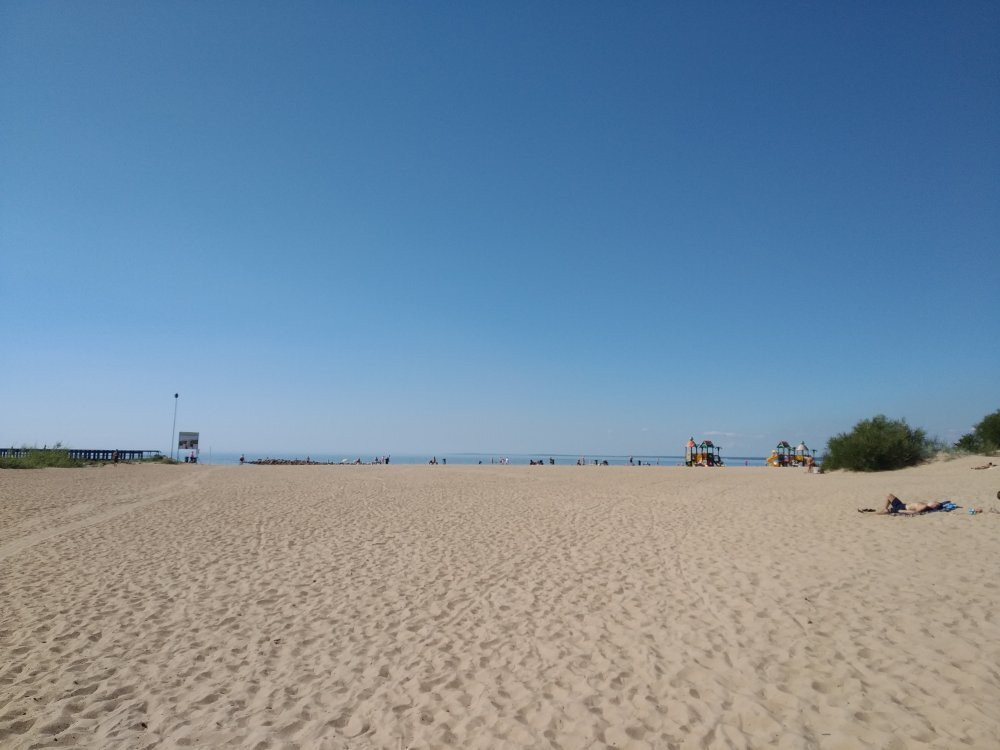 Dyuny Beach景点图片