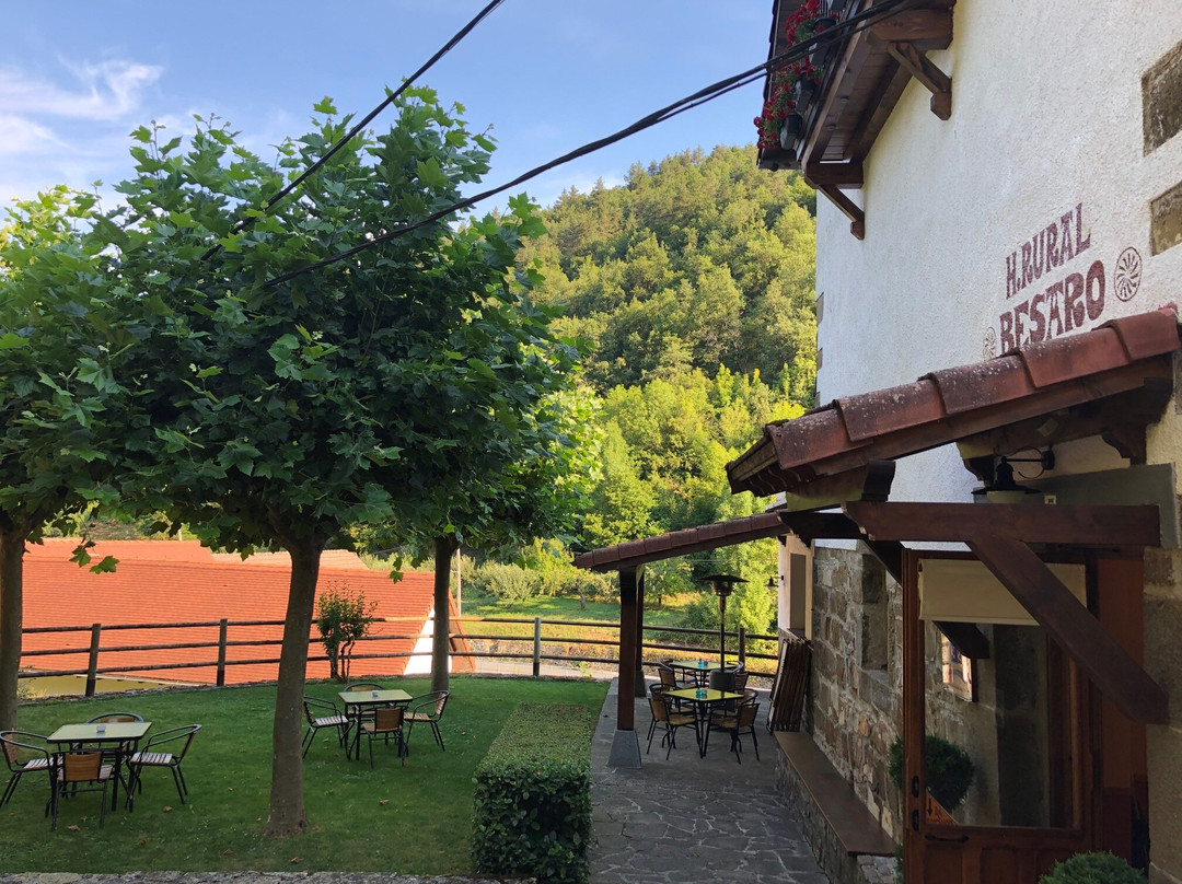 贝萨洛乡村酒店主图